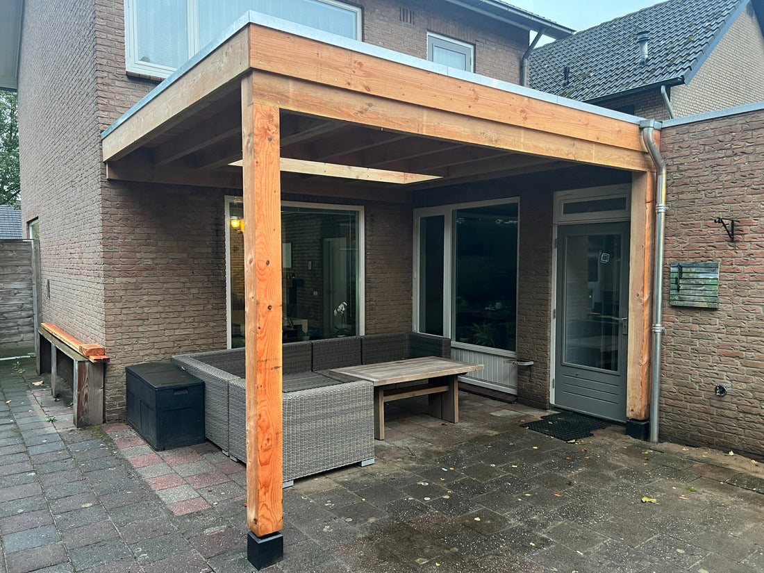 Douglas Houten Overkapping met Lichtstraat in Reusel